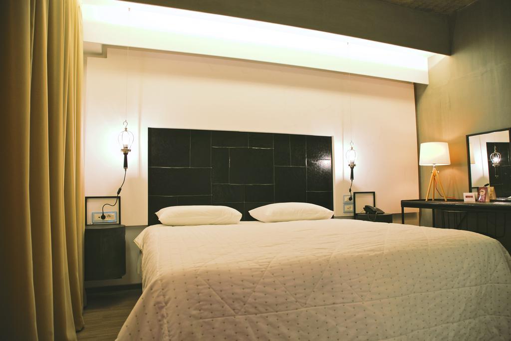Adonis City Hotel Patras Rum bild