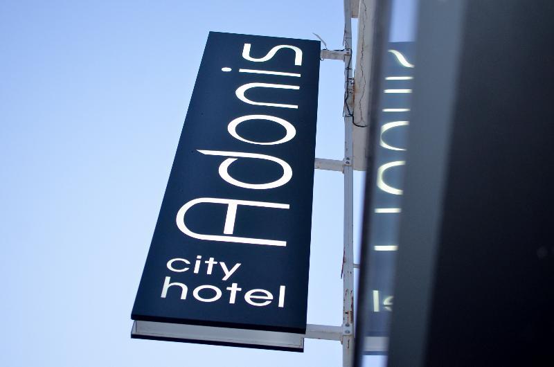 Adonis City Hotel Patras Exteriör bild